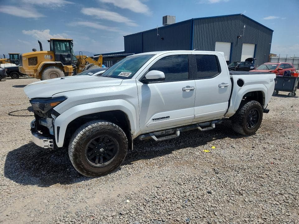 2024 TOYOTA TACOMA TRD SPORT - 1