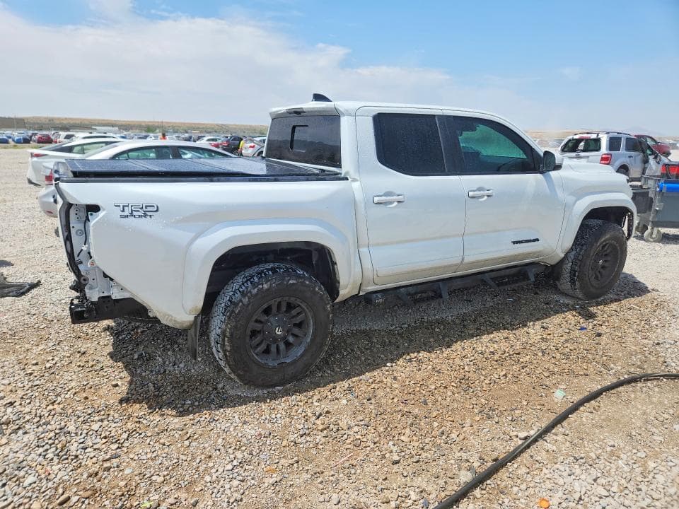 2024 TOYOTA TACOMA TRD SPORT 3
