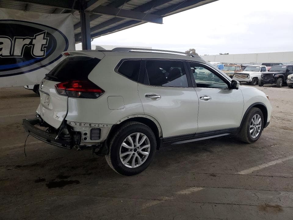 2017 NISSAN ROGUE SV 3