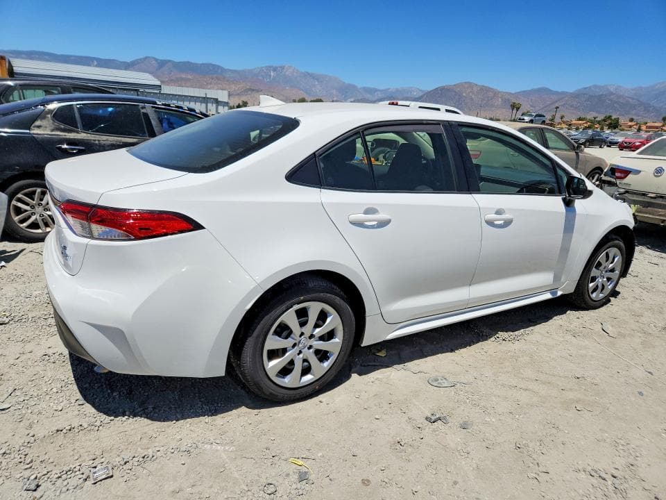 2026 TOYOTA COROLLA HYBRID LE 3
