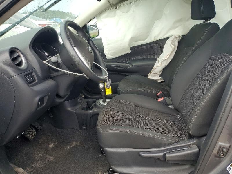 2019 NISSAN VERSA SV 7