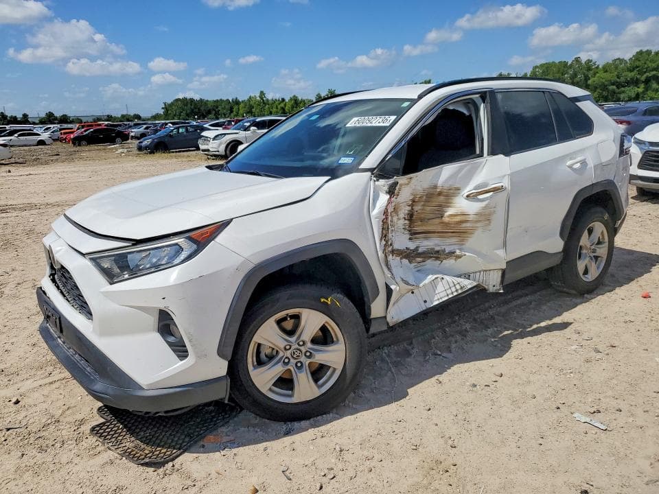 2021 TOYOTA RAV4 XLE - 1