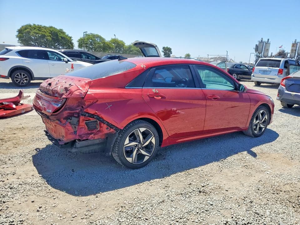 2023 HYUNDAI ELANTRA LIMITED 3