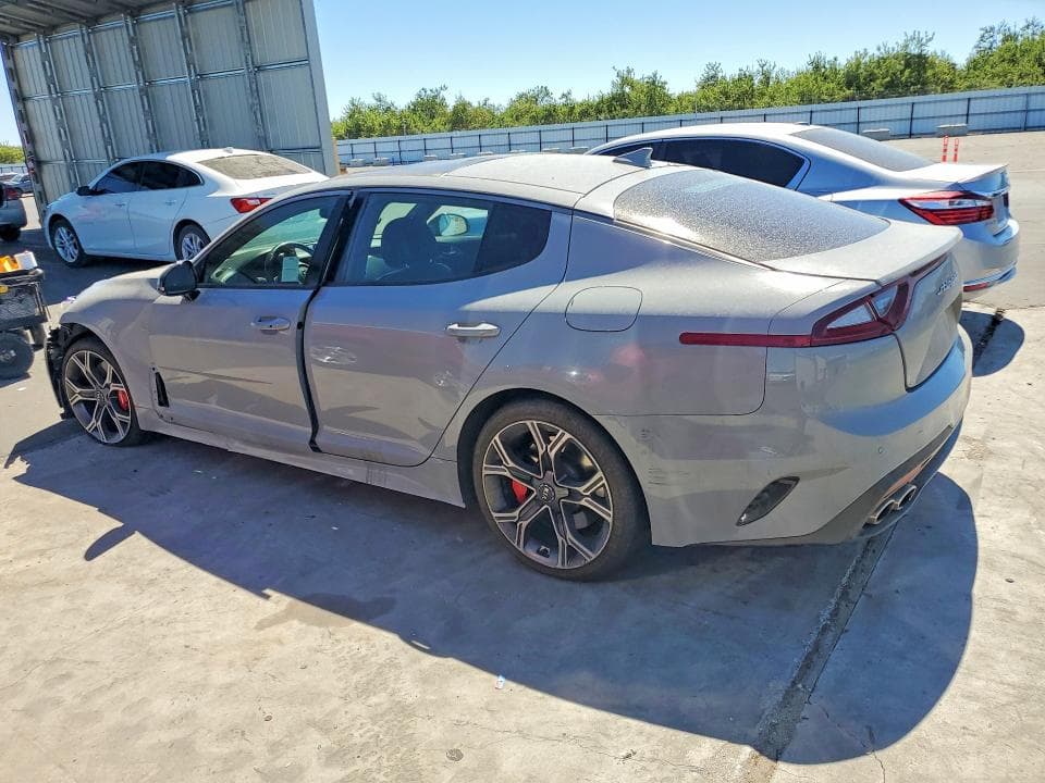 2018 KIA STINGER GT1 2