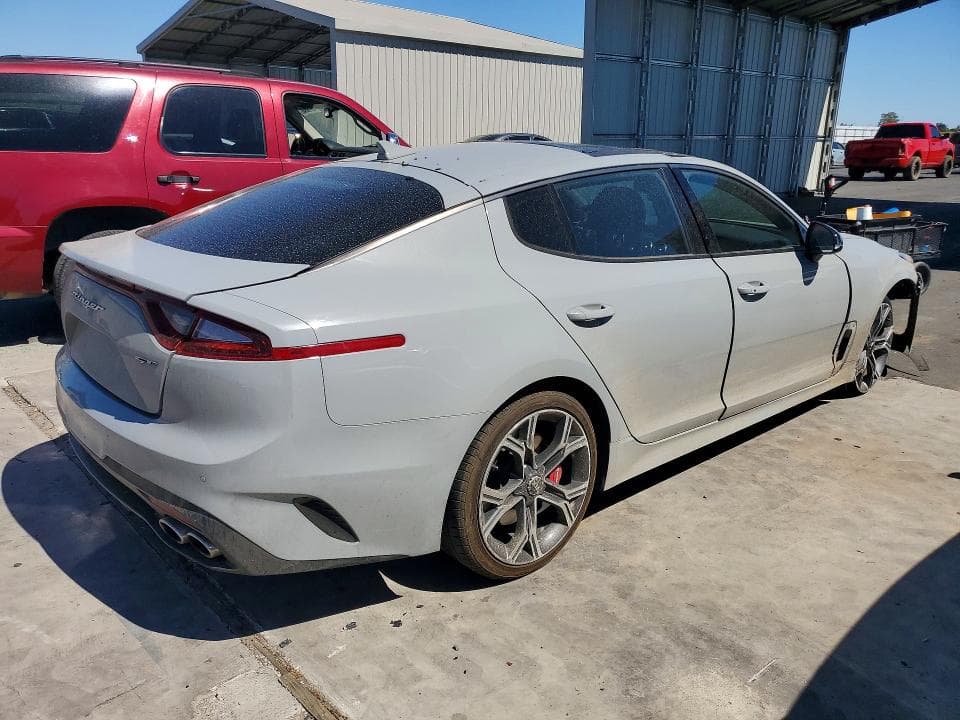 2018 KIA STINGER GT1 3