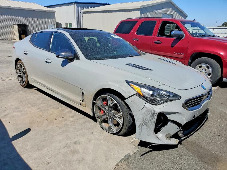 2018 KIA STINGER GT1 4