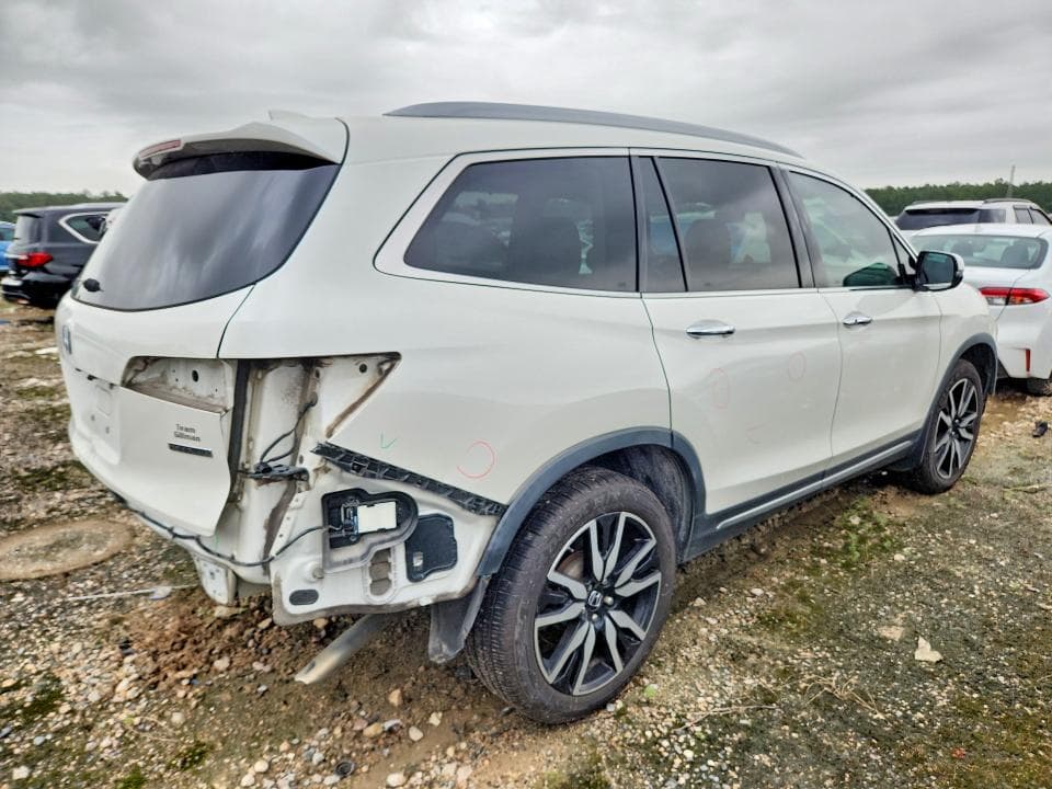 2019 HONDA PILOT TOURING 3