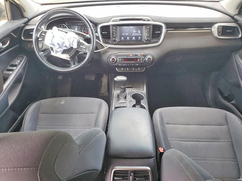 2019 KIA SORENTO LX 8