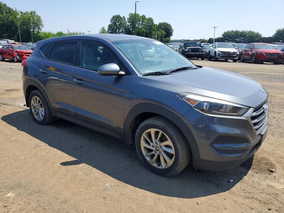 2018 HYUNDAI TUCSON SE SE 4