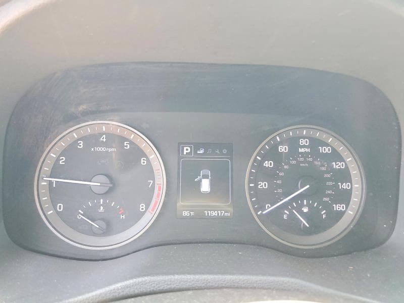 2018 HYUNDAI TUCSON SE SE 9