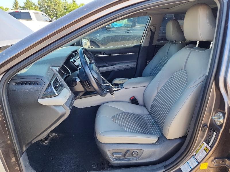 2020 TOYOTA CAMRY SE SE 7