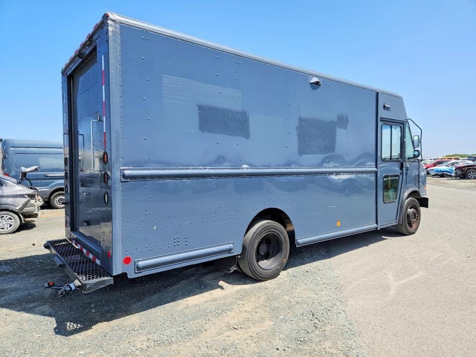 2020 FORD F59 STEP VAN 3