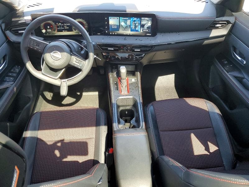 2026 NISSAN KICKS SR 8