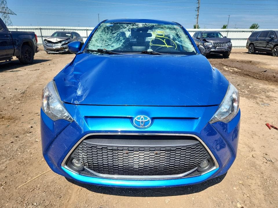 2019 TOYOTA YARIS LE 5