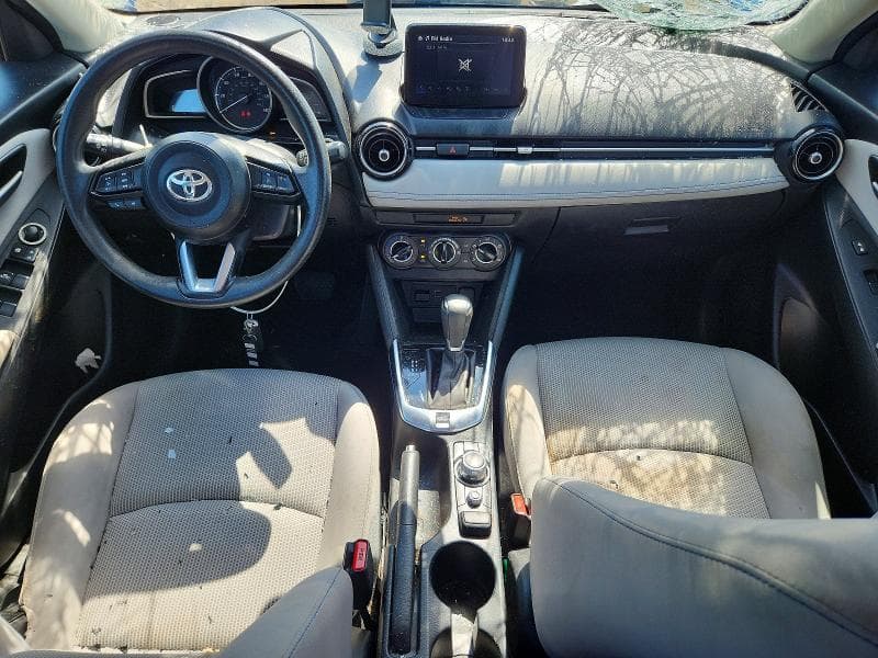 2019 TOYOTA YARIS LE 8