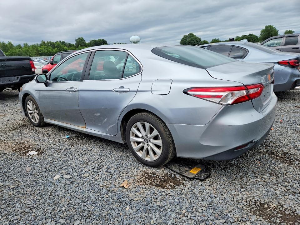 2018 TOYOTA CAMRY LE LE 2
