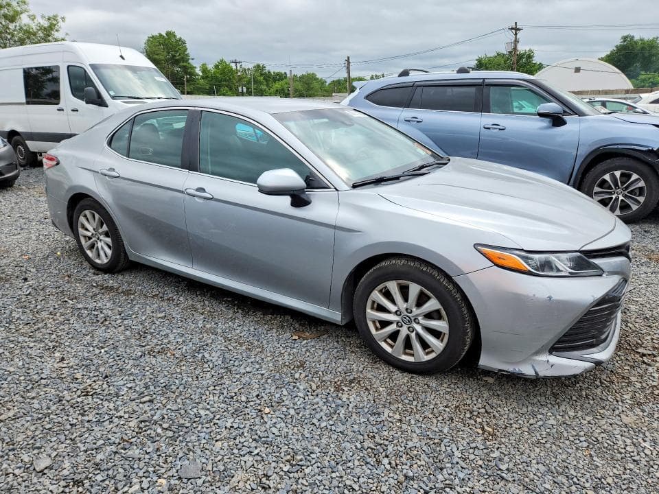2018 TOYOTA CAMRY LE LE 4