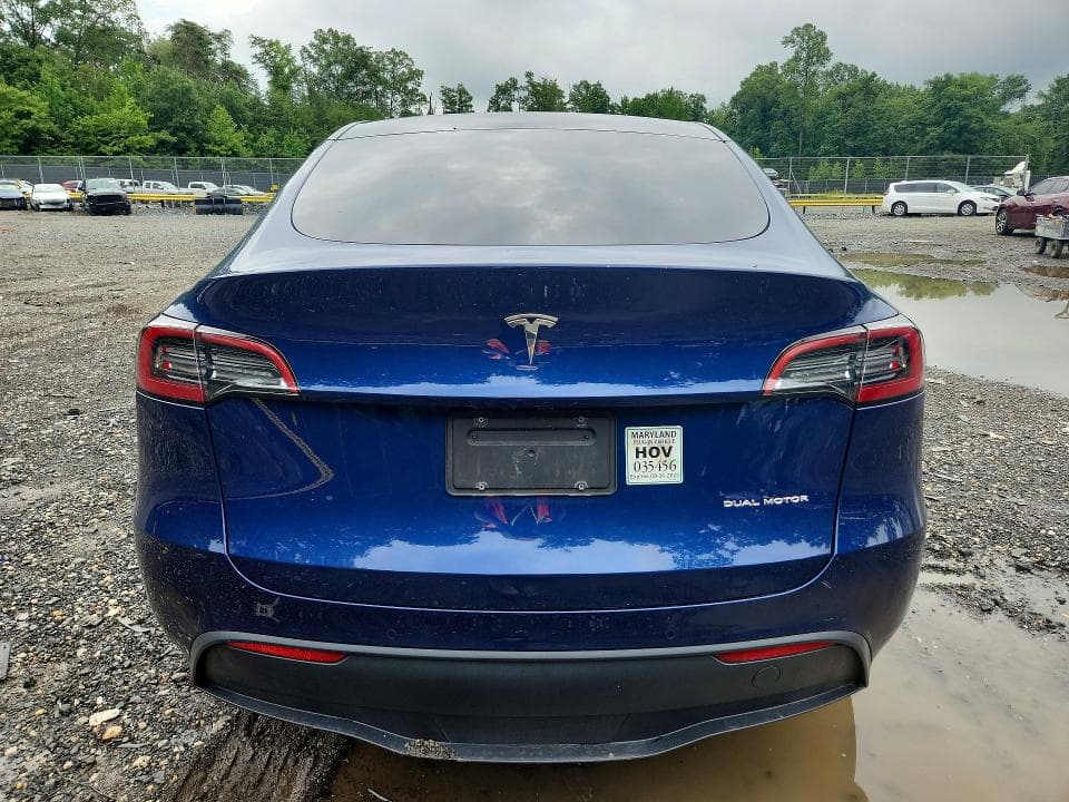 2021 TESLA MODEL Y 6