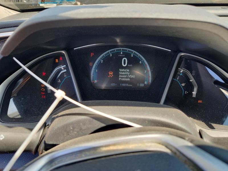 2018 HONDA CIVIC EX 9