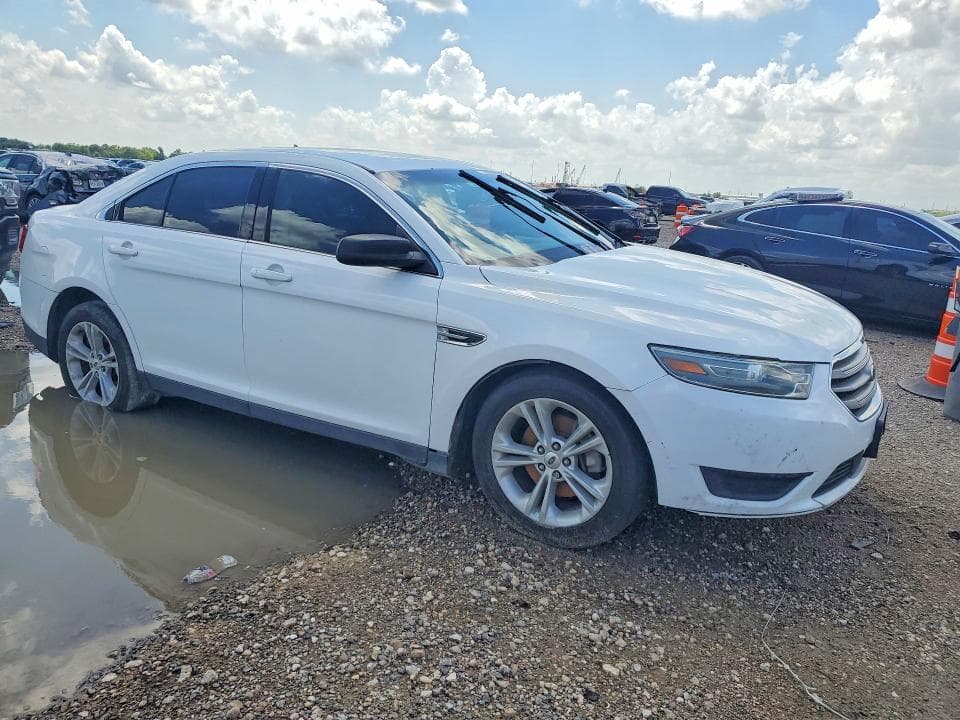 2018 FORD TAURUS SE 4