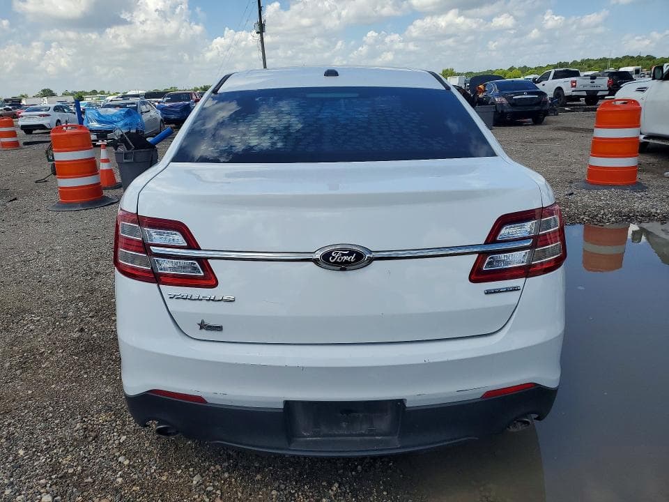 2018 FORD TAURUS SE 6