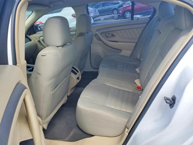 2018 FORD TAURUS SE 10