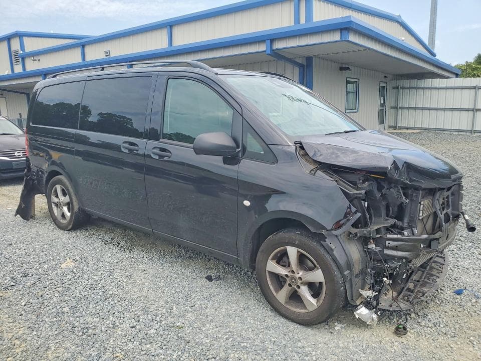 2023 MERCEDES-BENZ METRIS 4
