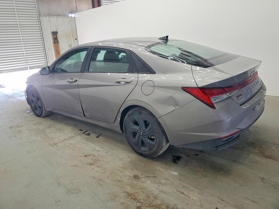 2023 HYUNDAI ELANTRA BLUE 3