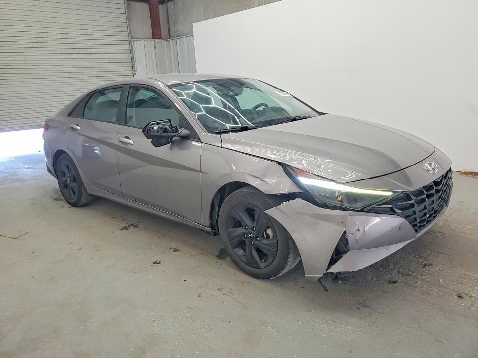 2023 HYUNDAI ELANTRA BLUE 5