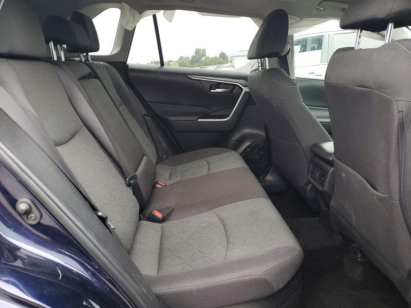 2024 TOYOTA RAV4 HYBRID XLE 11