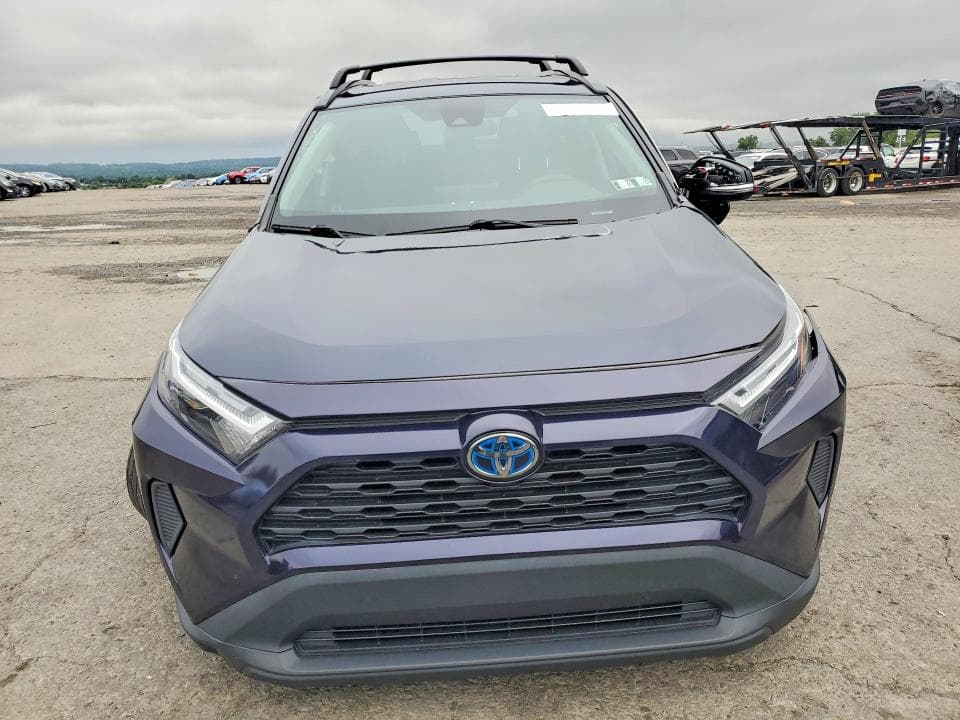 2024 TOYOTA RAV4 HYBRID XLE 5