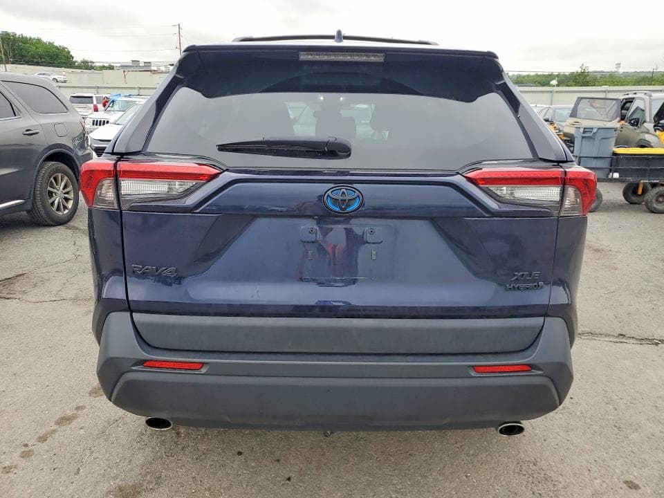2024 TOYOTA RAV4 HYBRID XLE 6