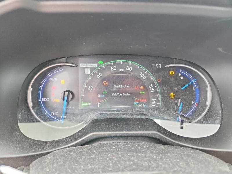 2024 TOYOTA RAV4 HYBRID XLE 9