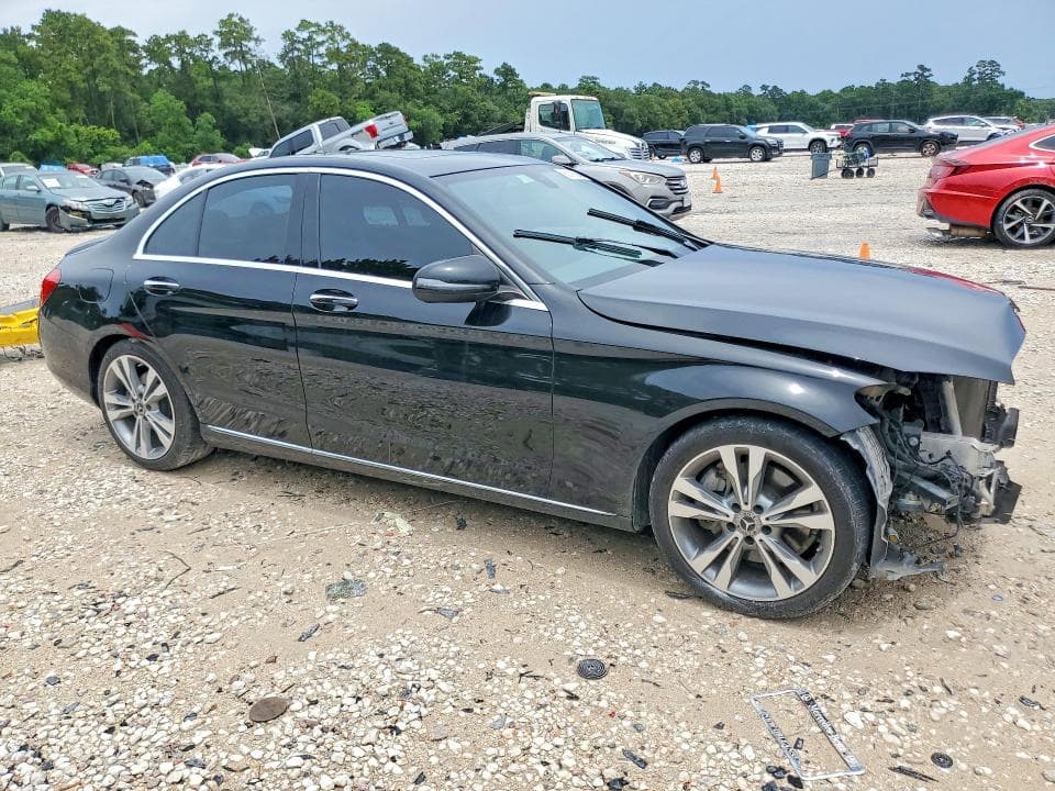 2018 MERCEDES-BENZ C 300 4
