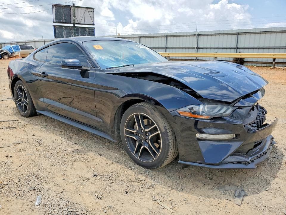 2019 FORD MUSTANG 4