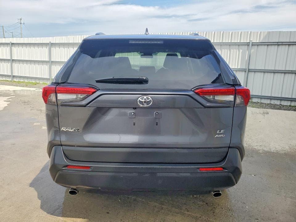 2021 TOYOTA RAV4 LE 6