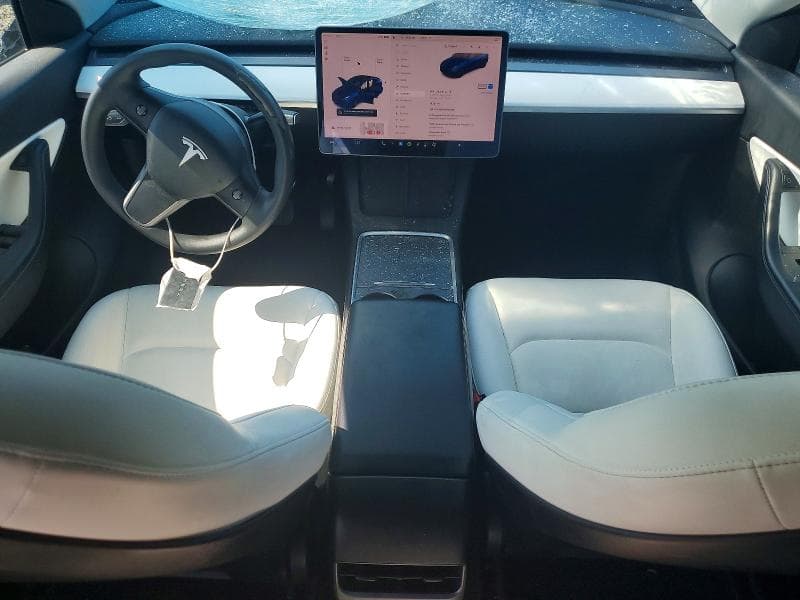 2021 TESLA MODEL Y 8