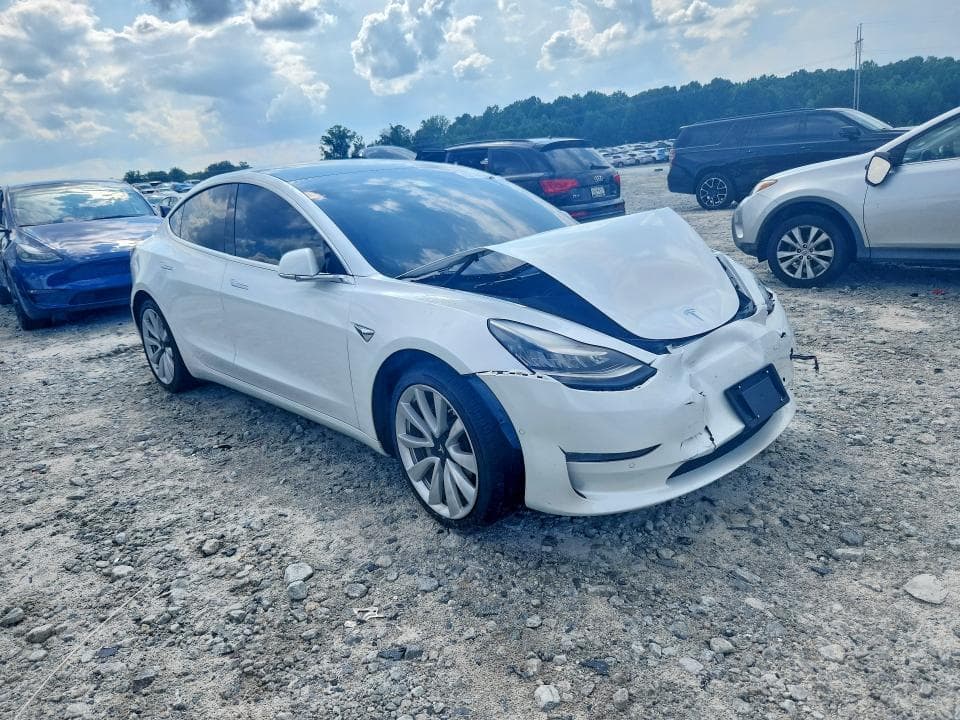 2019 TESLA MODEL 3 4