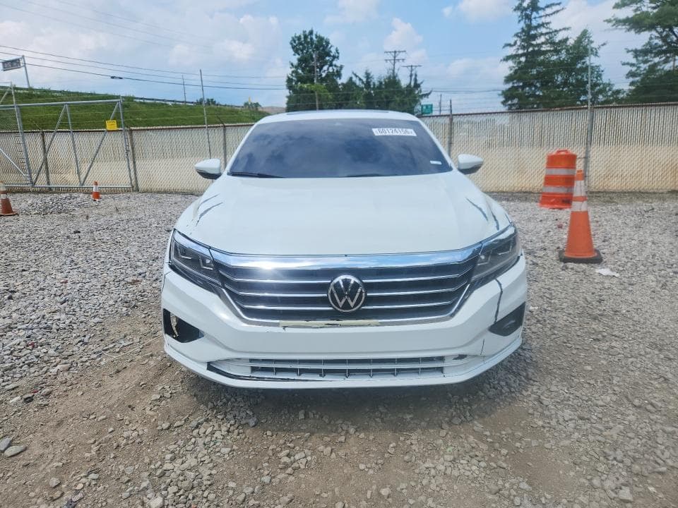 2020 VOLKSWAGEN PASSAT SE SE 5