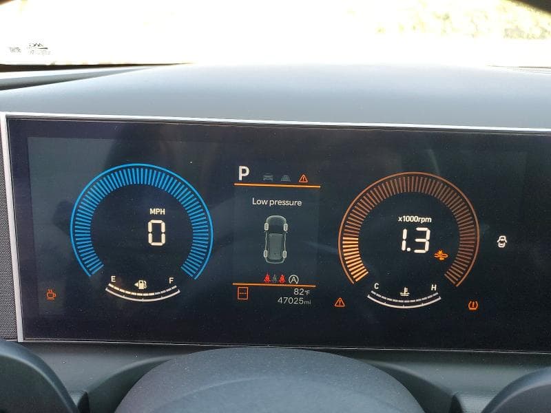 2025 HYUNDAI TUCSON SEL 9