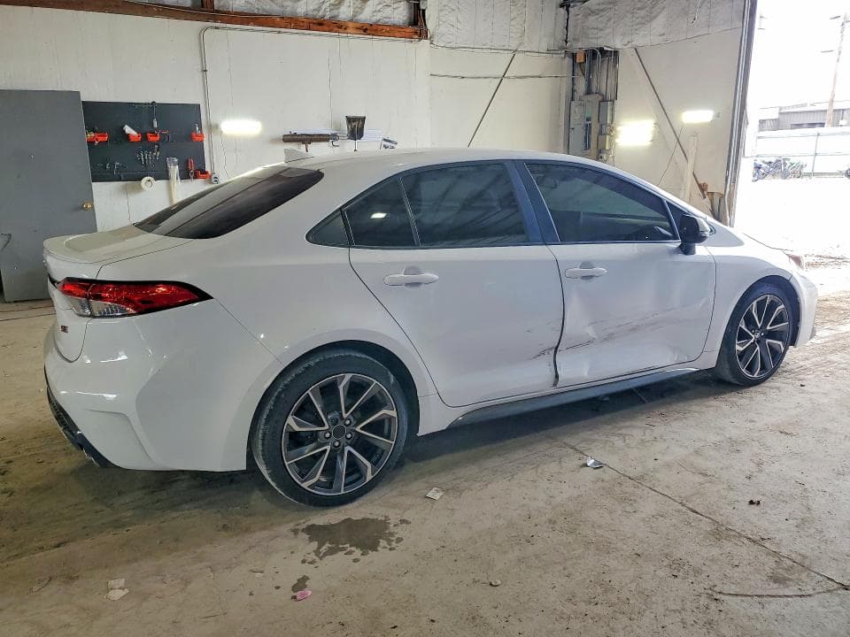 2020 TOYOTA COROLLA SE SE 3