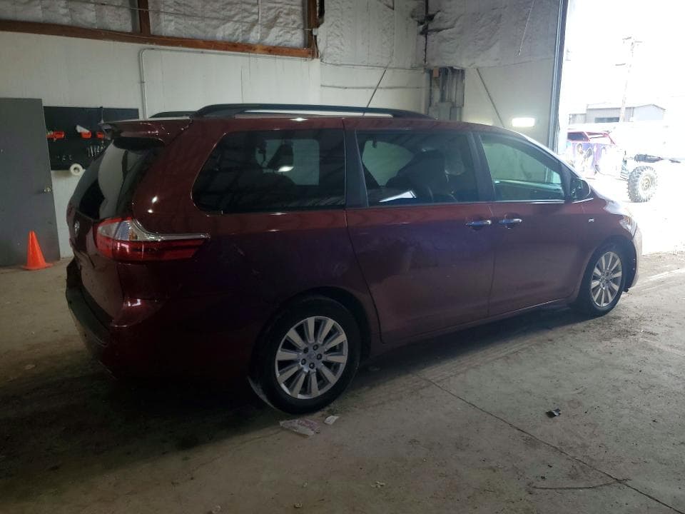 2017 TOYOTA SIENNA XLE 7-PASSENGER XLE 7-PASSENGER 3