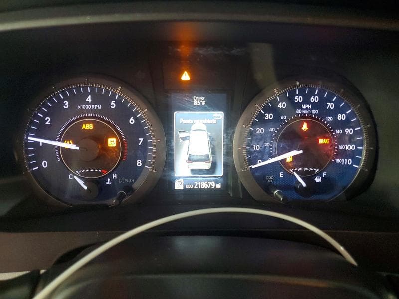 2017 TOYOTA SIENNA XLE 7-PASSENGER XLE 7-PASSENGER 9
