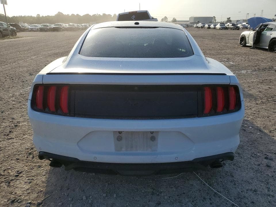 2018 FORD MUSTANG 6