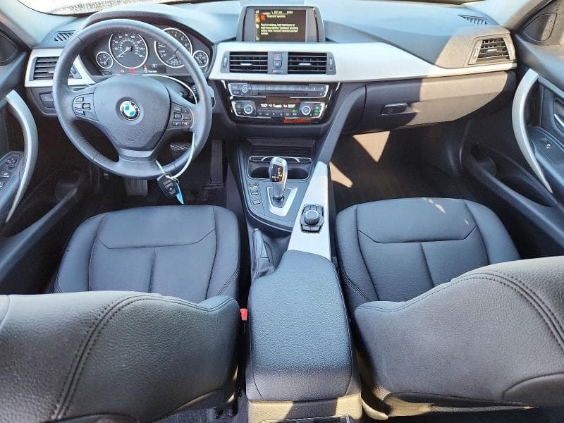 2017 BMW 320 I I 8