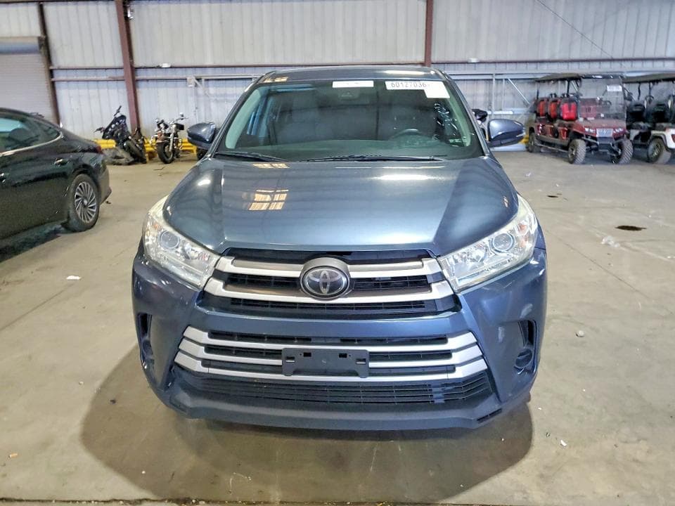 2019 TOYOTA HIGHLANDER LE LE 5