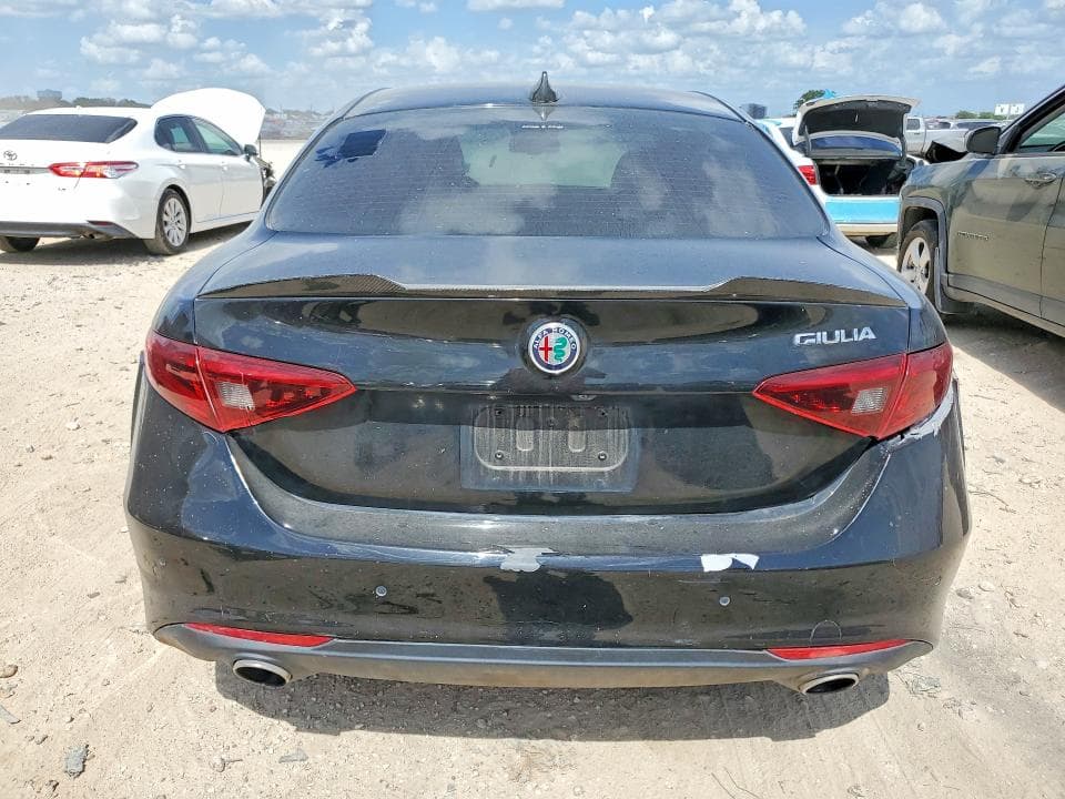 2019 ALFA ROMEO GIULIA TI TI 6