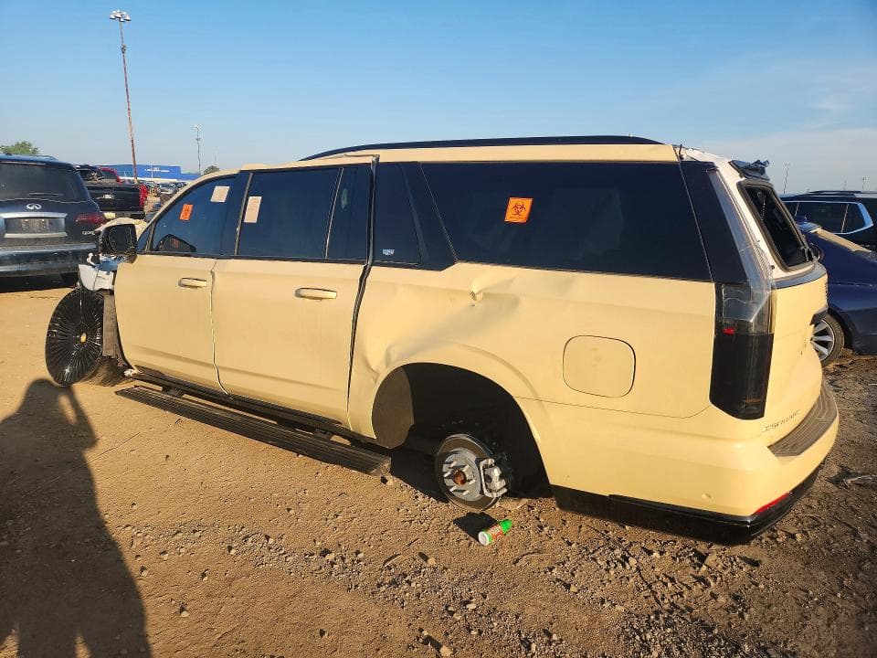 2025 CADILLAC ESCALADE ESV SPORT 2