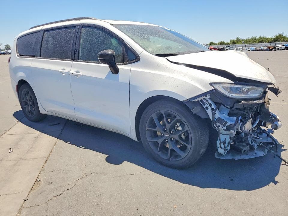 2025 CHRYSLER PACIFICA LIMITED LIMITED 4