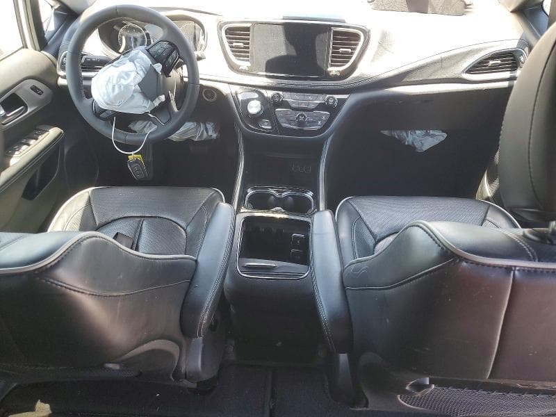 2025 CHRYSLER PACIFICA LIMITED LIMITED 8